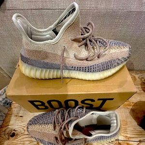 Yeezy 350 Size 10.5
